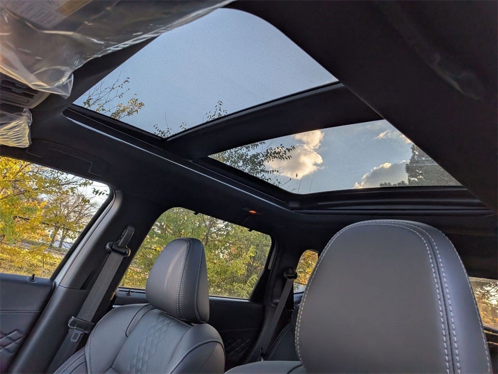 2025 Mitsubishi Outlander PHEV SEL Black Edition