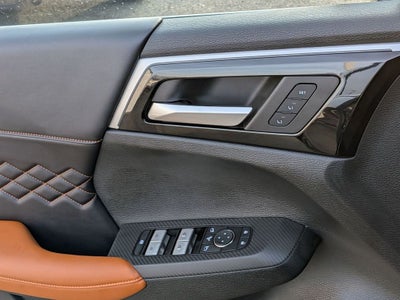 2025 Mitsubishi Outlander PHEV SEL