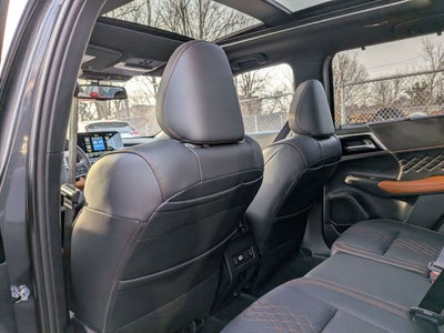 2025 Mitsubishi Outlander PHEV SEL