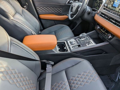 2025 Mitsubishi Outlander PHEV SEL