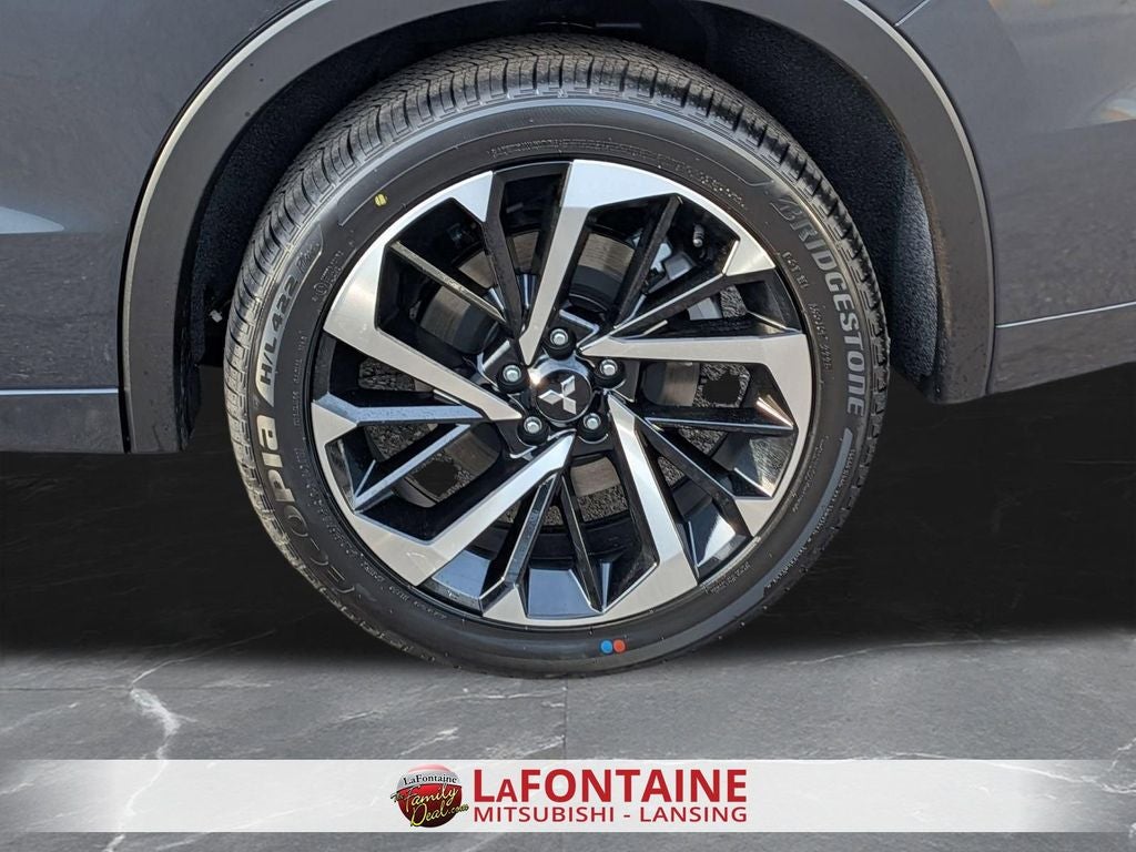 2025 Mitsubishi Outlander PHEV SEL