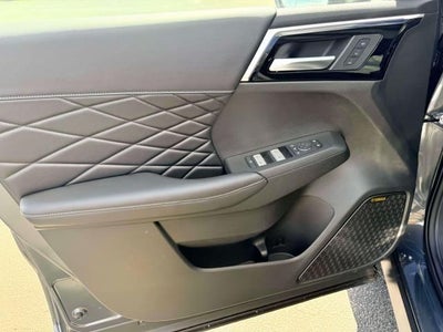 2026 Mitsubishi Outlander PHEV Black Edition