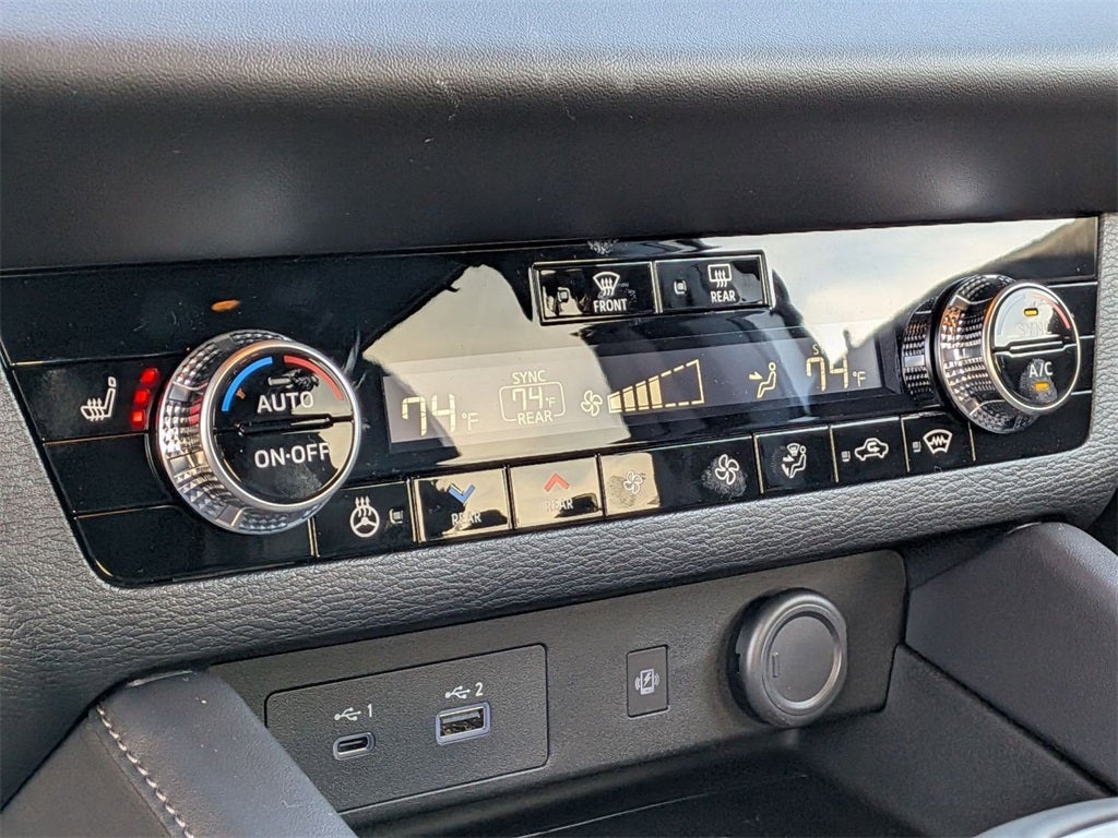 2025 Mitsubishi Outlander PHEV SEL Black Edition