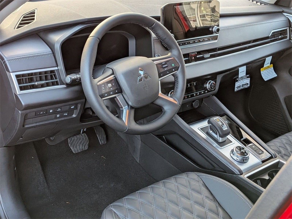 2025 Mitsubishi Outlander PHEV SEL
