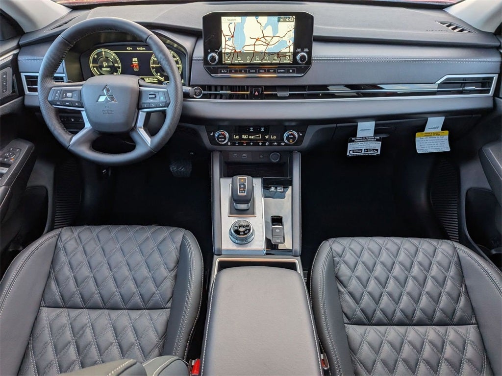 2025 Mitsubishi Outlander PHEV SEL