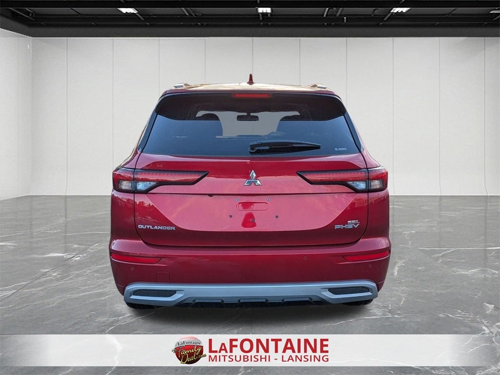 2025 Mitsubishi Outlander PHEV SEL