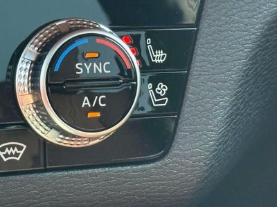 2026 Mitsubishi Outlander PHEV SEL