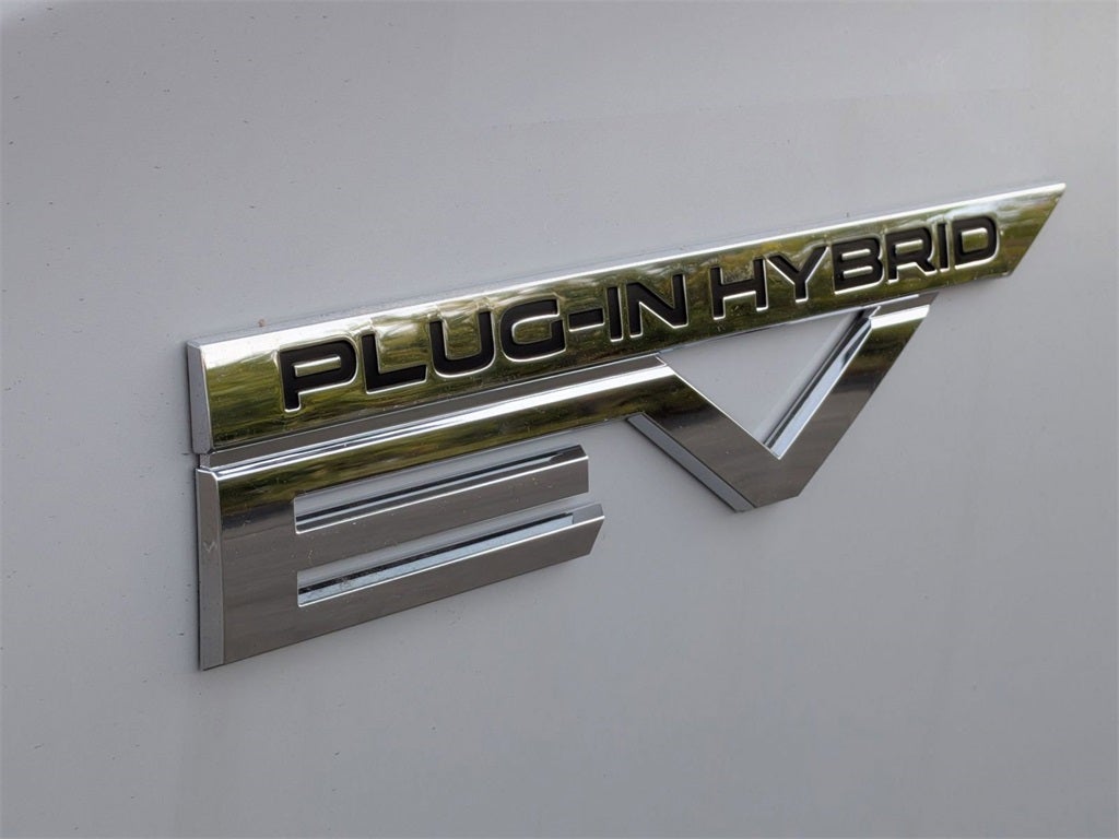 2025 Mitsubishi Outlander PHEV SEL