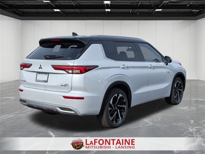 2025 Mitsubishi Outlander PHEV SEL