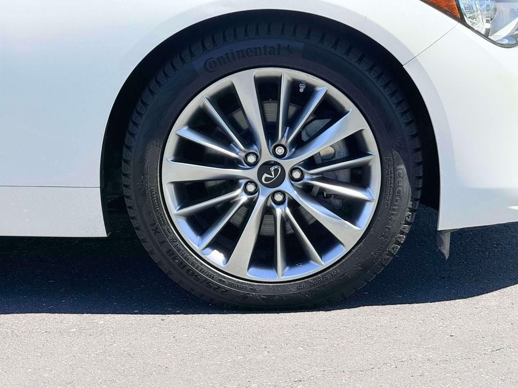 2023 INFINITI Q50 LUXE