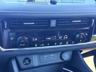 2025 Nissan Rogue SL
