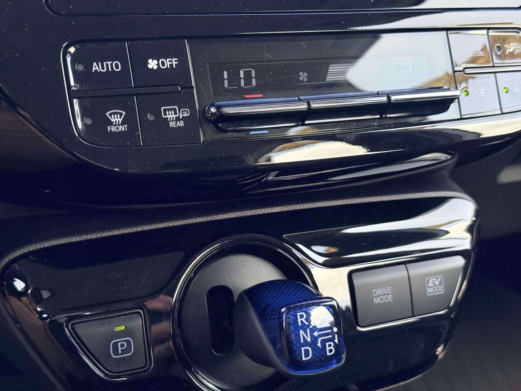 2019 Toyota Prius XLE AWD-e