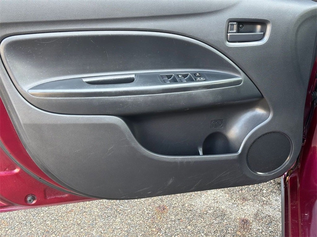 2022 Mitsubishi Mirage ES