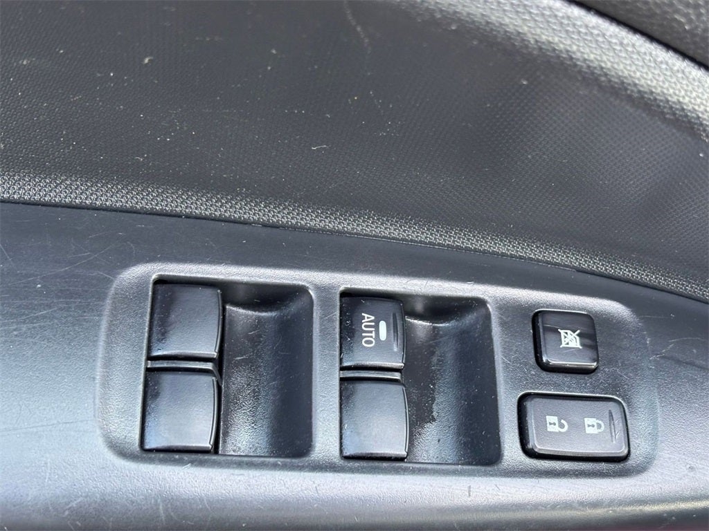 2022 Mitsubishi Mirage ES