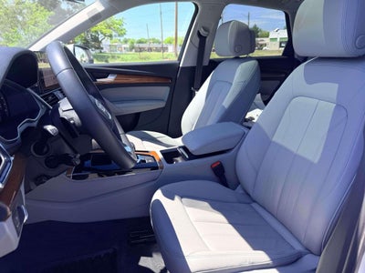 2022 Audi Q5 45 S line Premium quattro