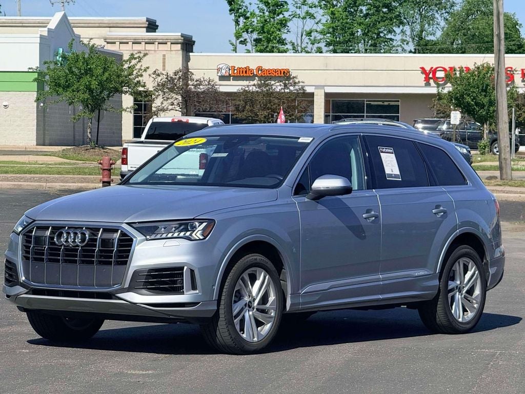 2024 Audi Q7 55 Premium Plus quattro Tiptronic's photo