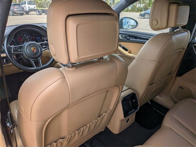 2018 Porsche Macan Base