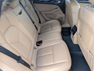 2018 Porsche Macan Base