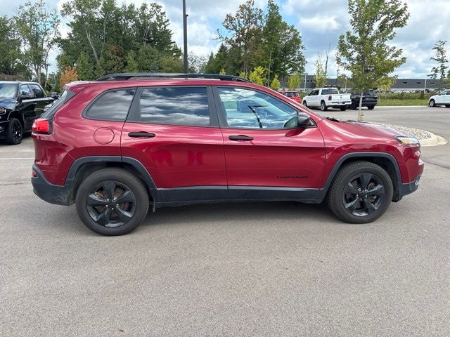 2016 Jeep Cherokee Altitude