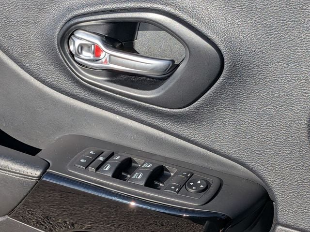 2023 Jeep Cherokee Altitude