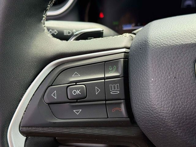 2023 Jeep Grand Cherokee Laredo