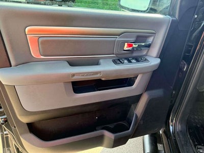 2016 RAM 1500 SLT