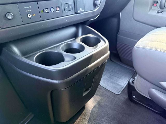 2025 Chevrolet Express 3500 15 Passenger LT Passenger
