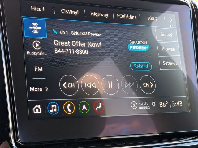 2023 Chevrolet Traverse RS