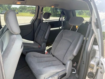 2005 Chrysler Town & Country Touring