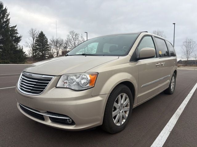 2014 Chrysler Town & Country Touring