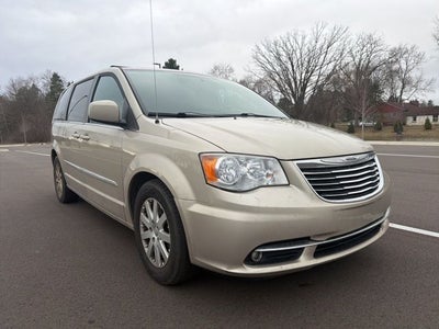 2014 Chrysler Town & Country Touring
