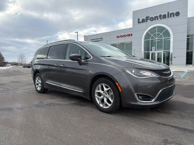 2017 Chrysler Pacifica Touring L