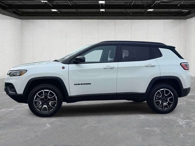 2025 Jeep Compass Trailhawk