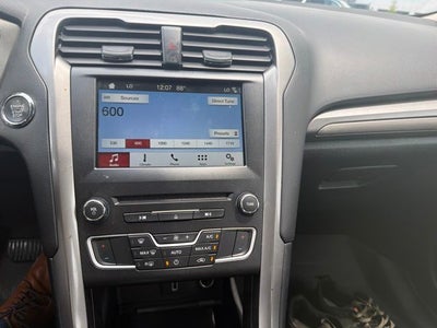 2018 Ford Fusion SE